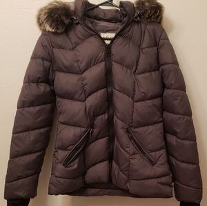 YMI Women's Puffer Coat with Faux Fur Trim Hood (Hood Detachable)